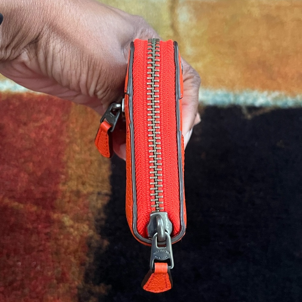 NWOT Coach Mickie Accordion Zip Wallet In Grain Leather (F52645) in Orange - Picture 11 of 15